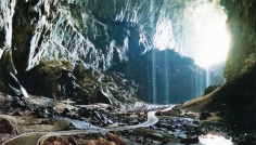 Mulu - Deer Cave