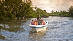 Sabah - plavba na řece